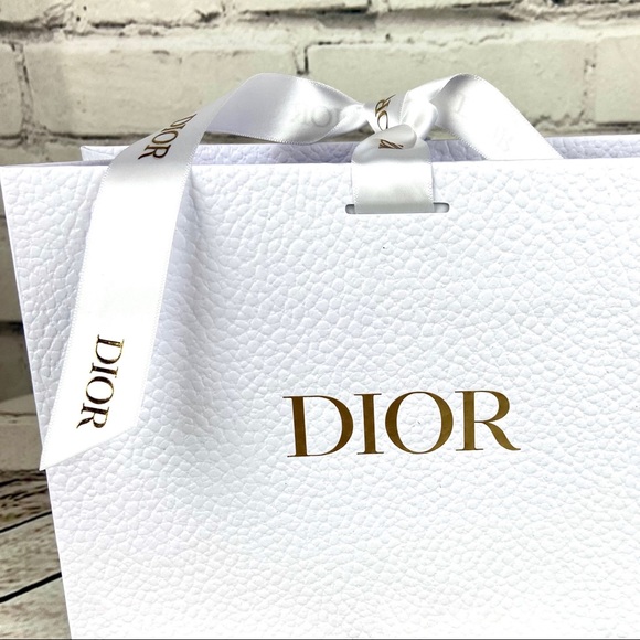 DIOR shopping tote bag in brand new condition! - Picture 4 of 7